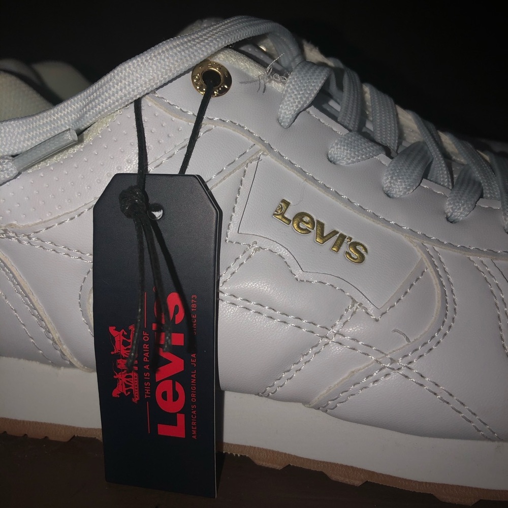 Levi’s Women shoe